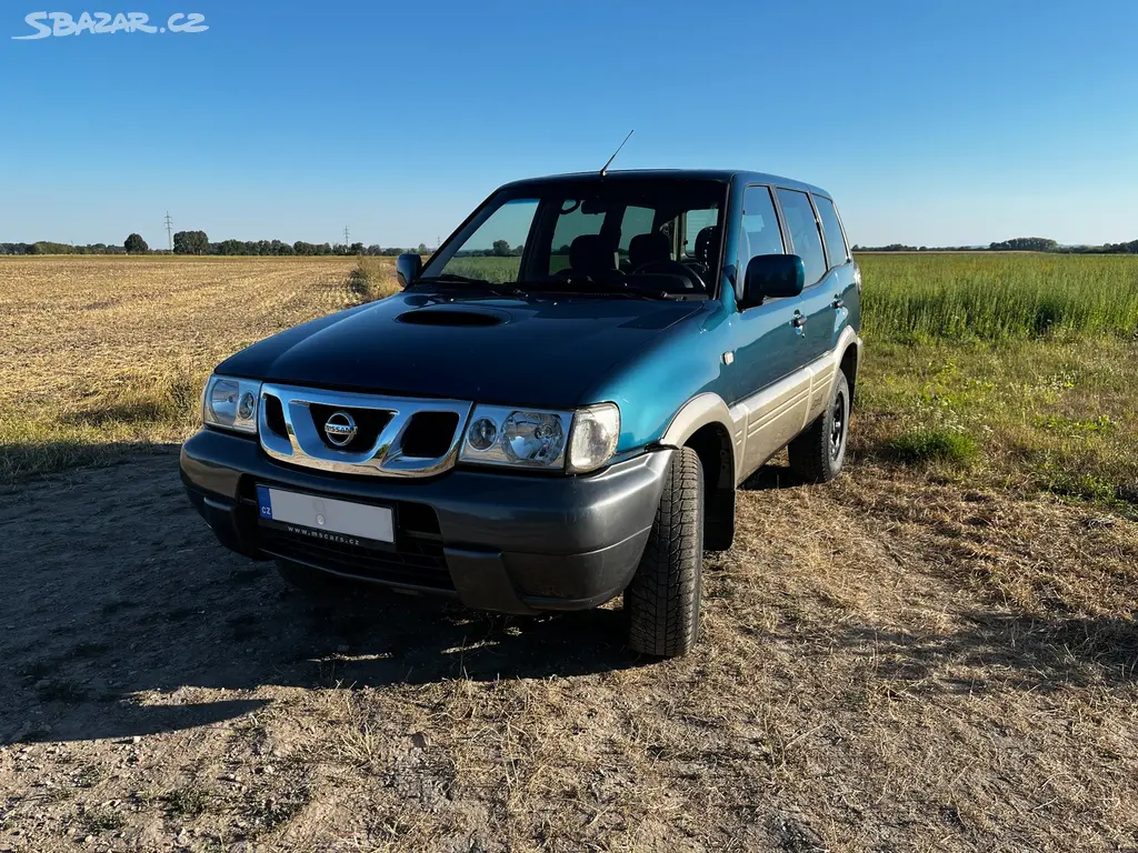 Nissan terrano 2.7 TD nová STK